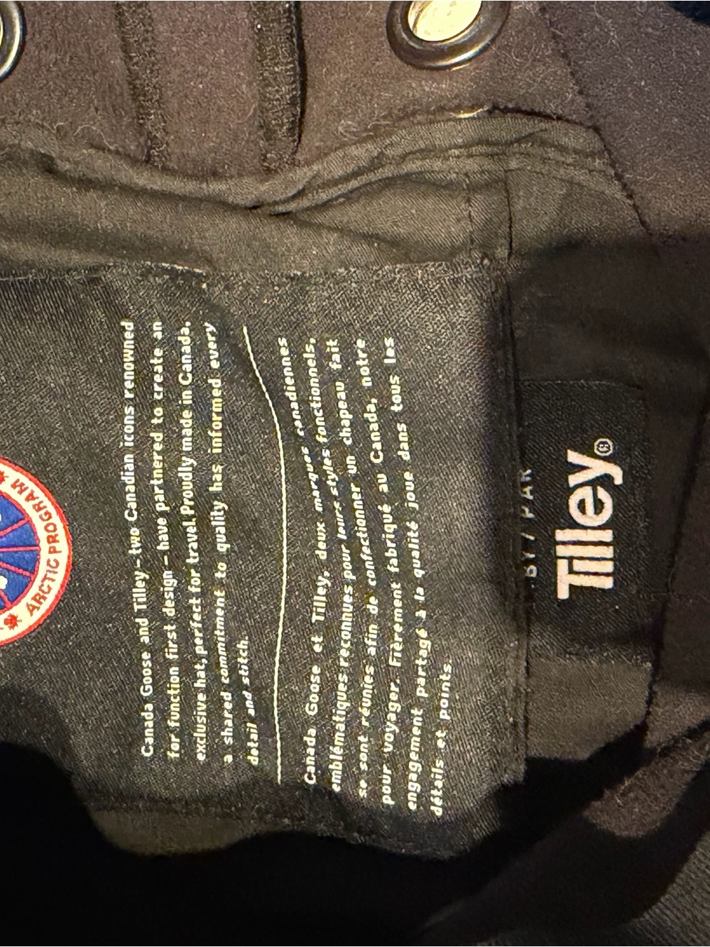 Canada Goose Tilley Black Bucket Hat - Picture 6 of 10